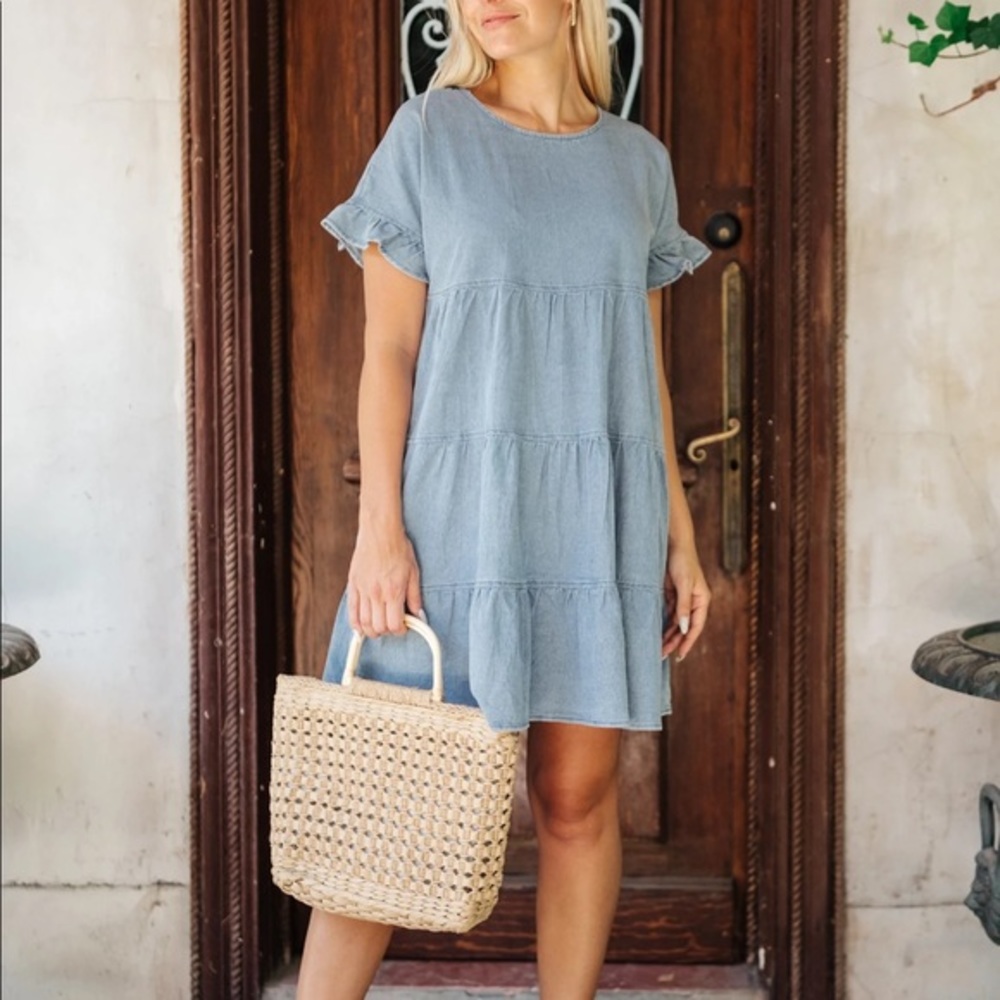 DIZZY DAYDREAMS DRESS
